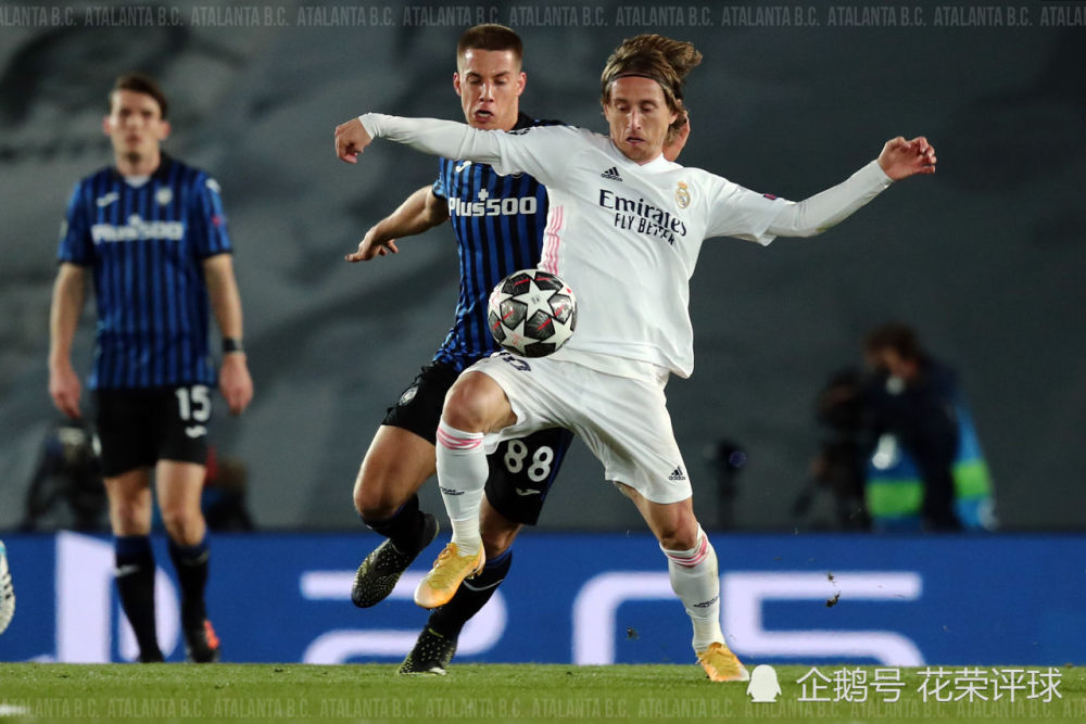 星空体育网站入口 -转折点！那不勒斯远射贴柱，欧超杯今夜攻防权衡，赛场秩序良好，团队化学反应显著的简单介绍