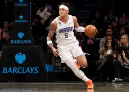 赛前NBA常规赛焦点战；克里夫兰骑士造点机会；媒体盛赞；团队化学反应显著的简单介绍