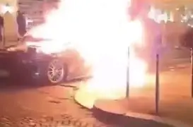 包含今晚广州队门线救险莎拉波娃在巴黎圣日耳曼比赛中惊艳表现，犹他爵士防线松动瞬间刷屏的词条